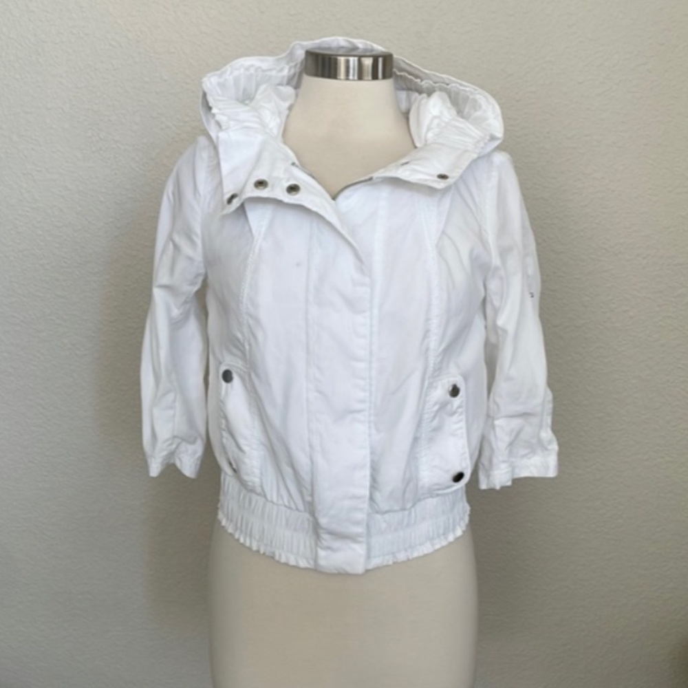 White House Black Market White Jacket/ Windbreaker, XS Fits like XS-S
